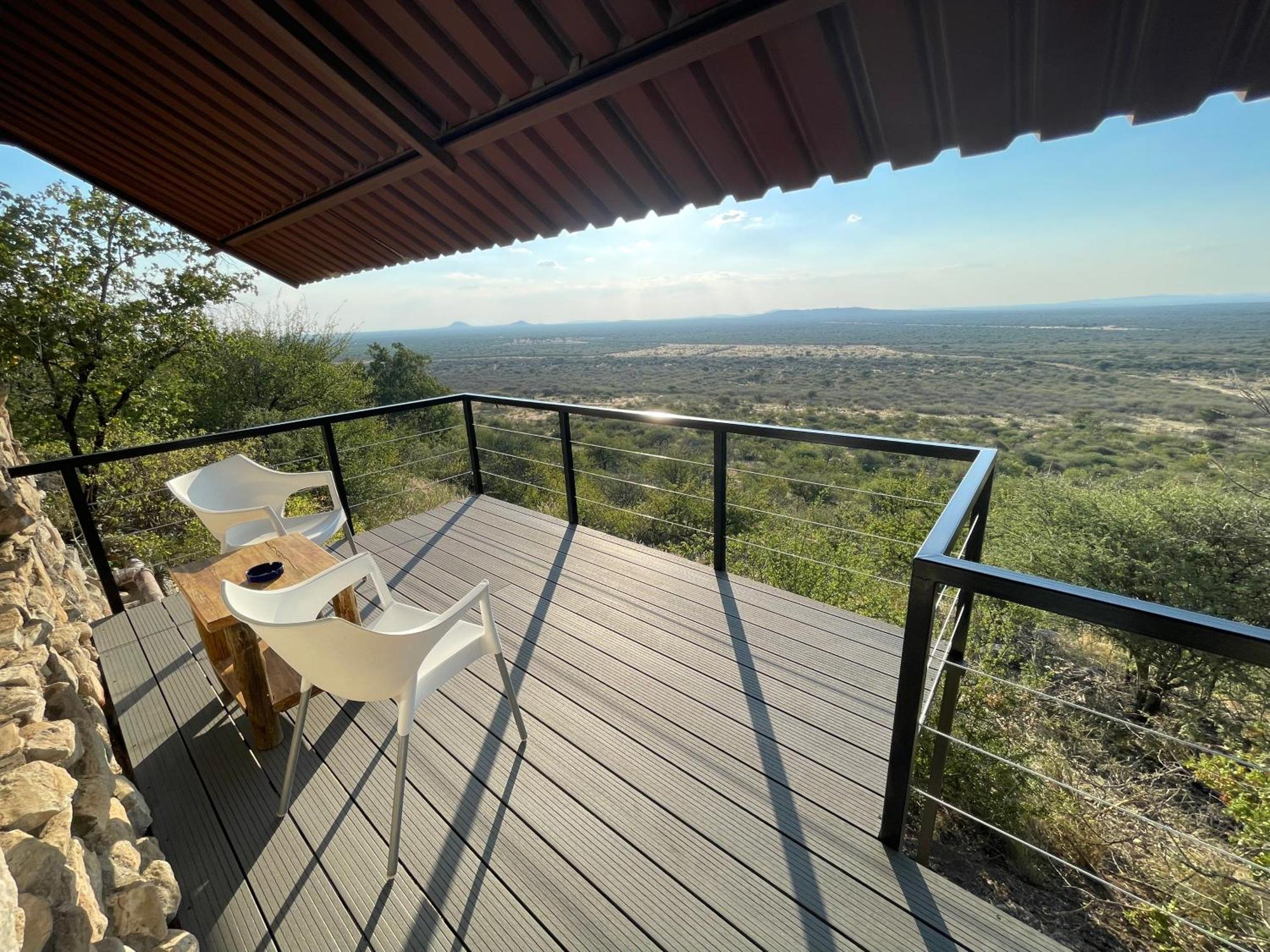 Aloegrove Safari Lodge Otjiwarongo Bagian luar foto